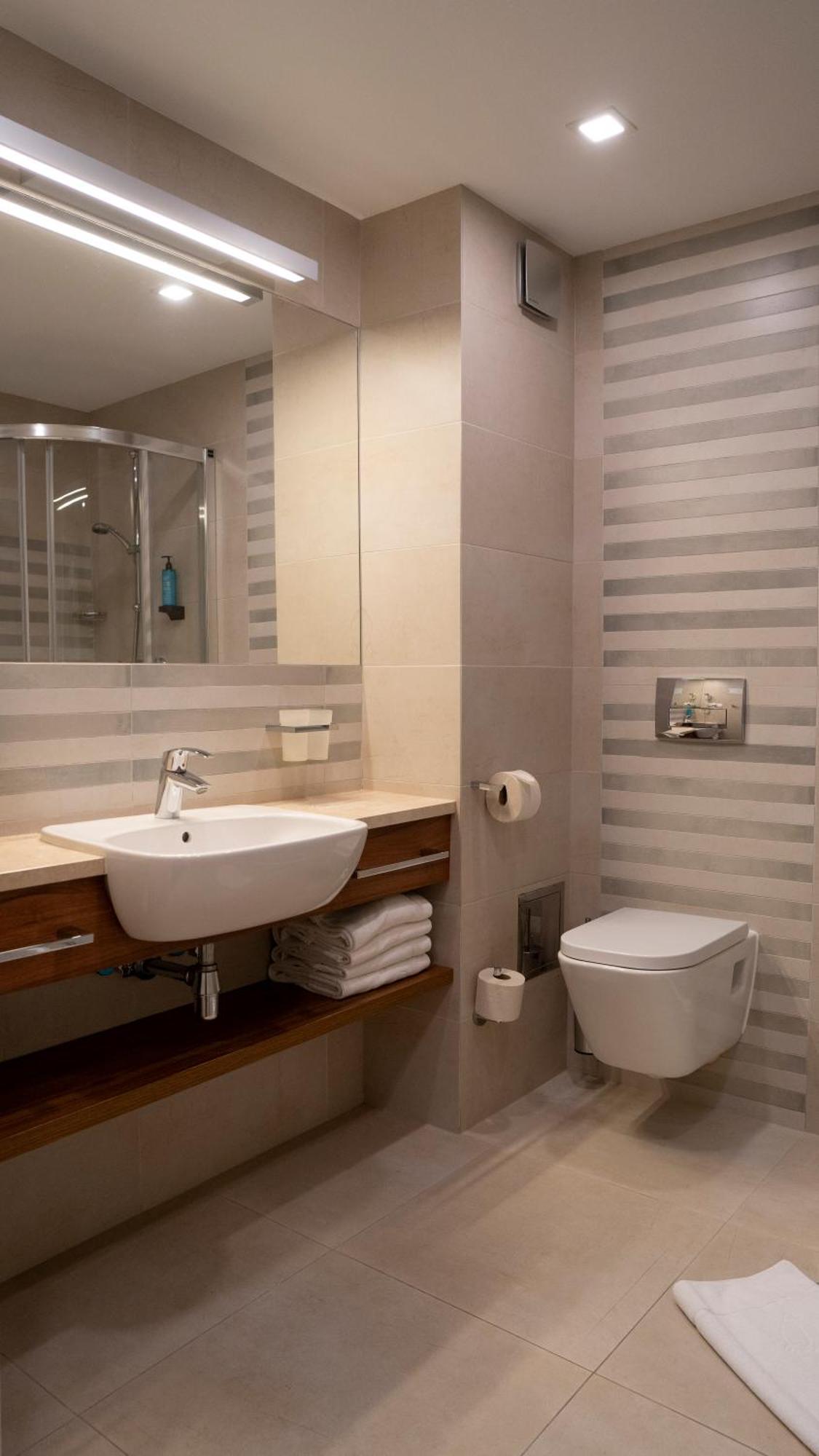 מידזיזדרויה Hotel Wolin מראה חיצוני תמונה